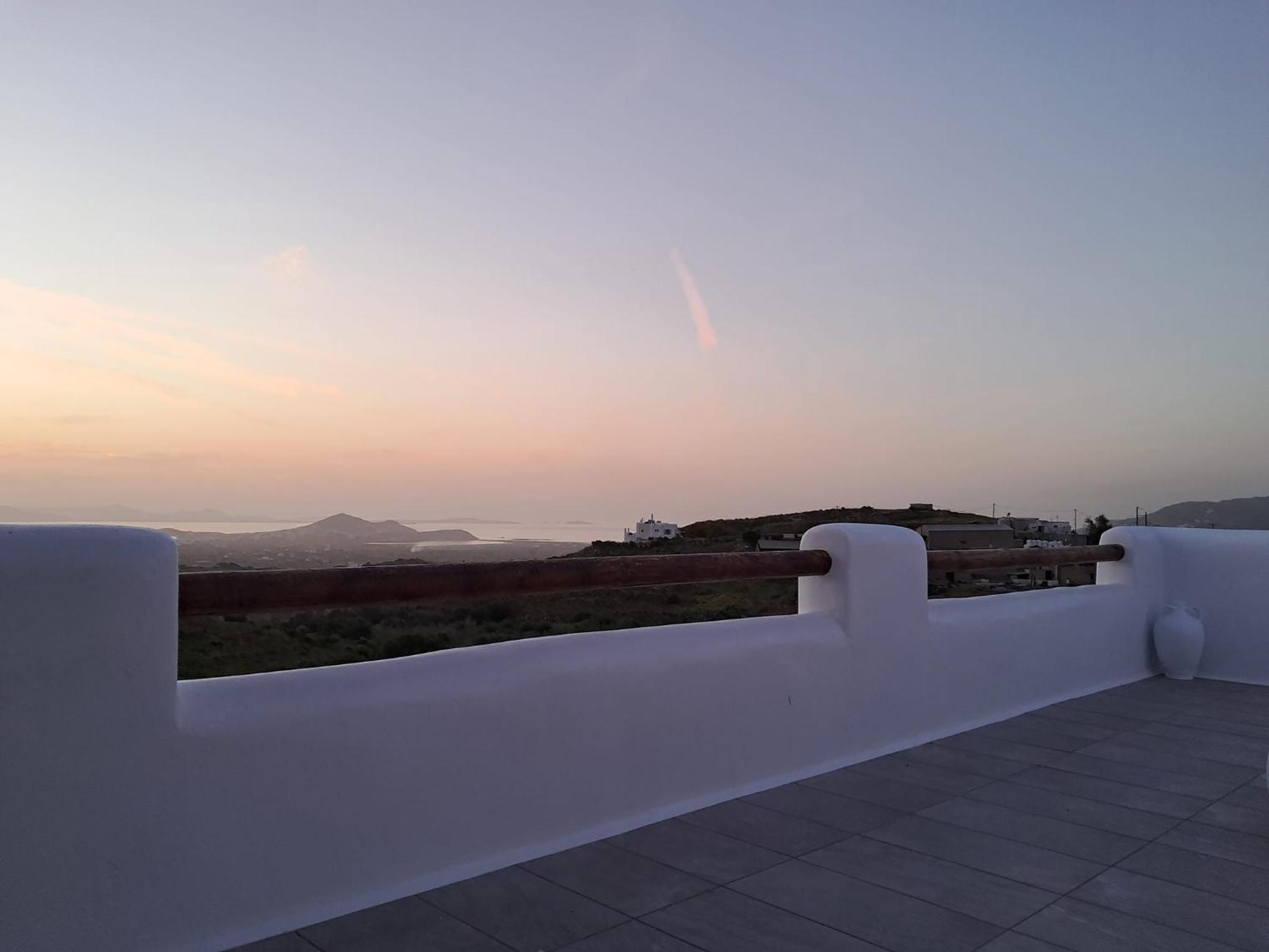 Ariadne'S Crown Luxury Suites With Private Pool Vivlos ภายนอก รูปภาพ